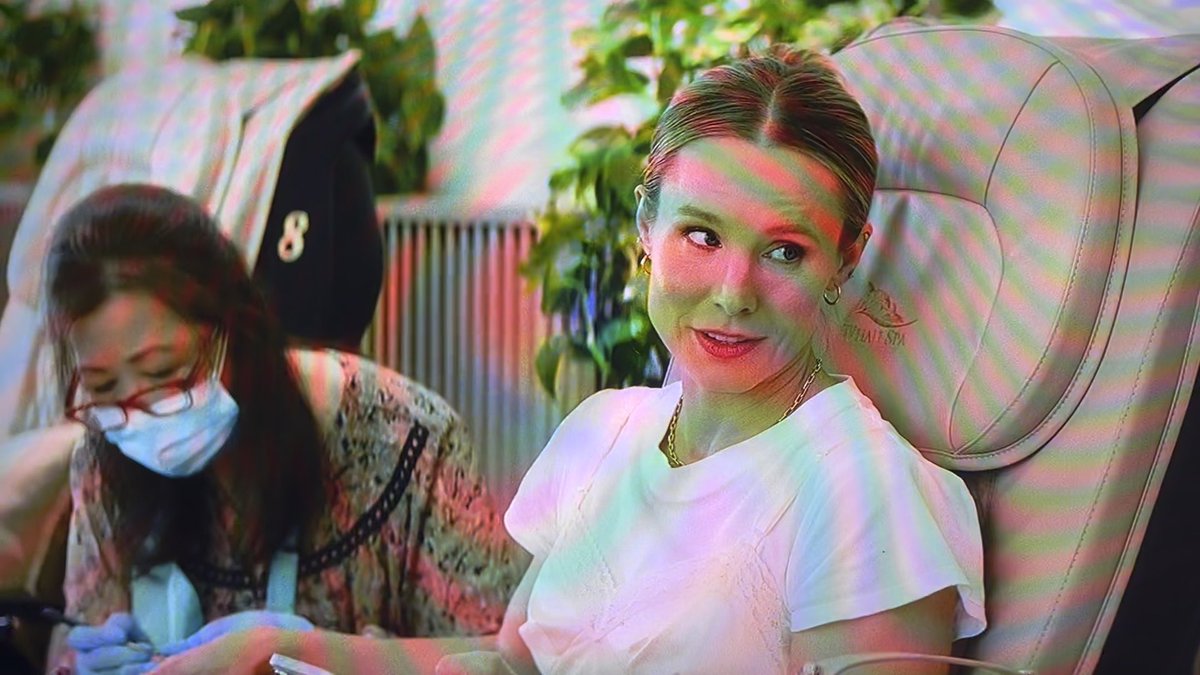 📺🎵✨ “Future Tripping” by Hilary Duff plays on the new season of Netflix’s hit show ‘Nobody Wants This’! Catch the song right at the beginning of Season 3, Episode 4 titled “Brian’s Wedding”—