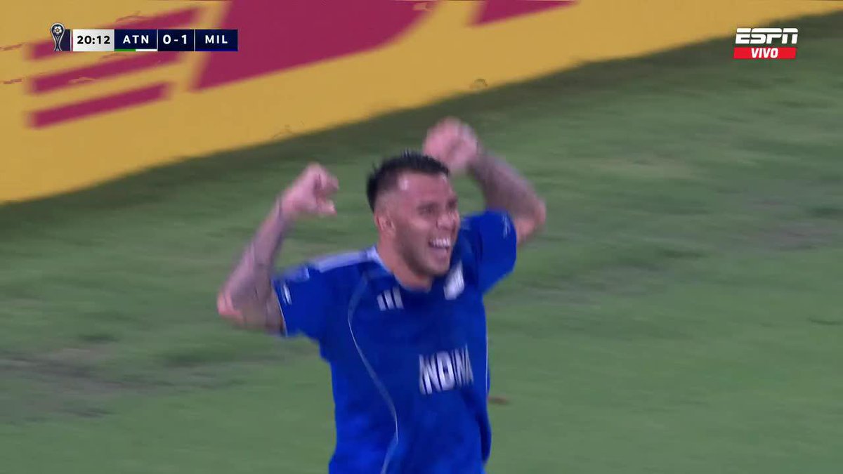 Qué golazo acaba de hacer Cardona en el Atanasio. Tremendo!