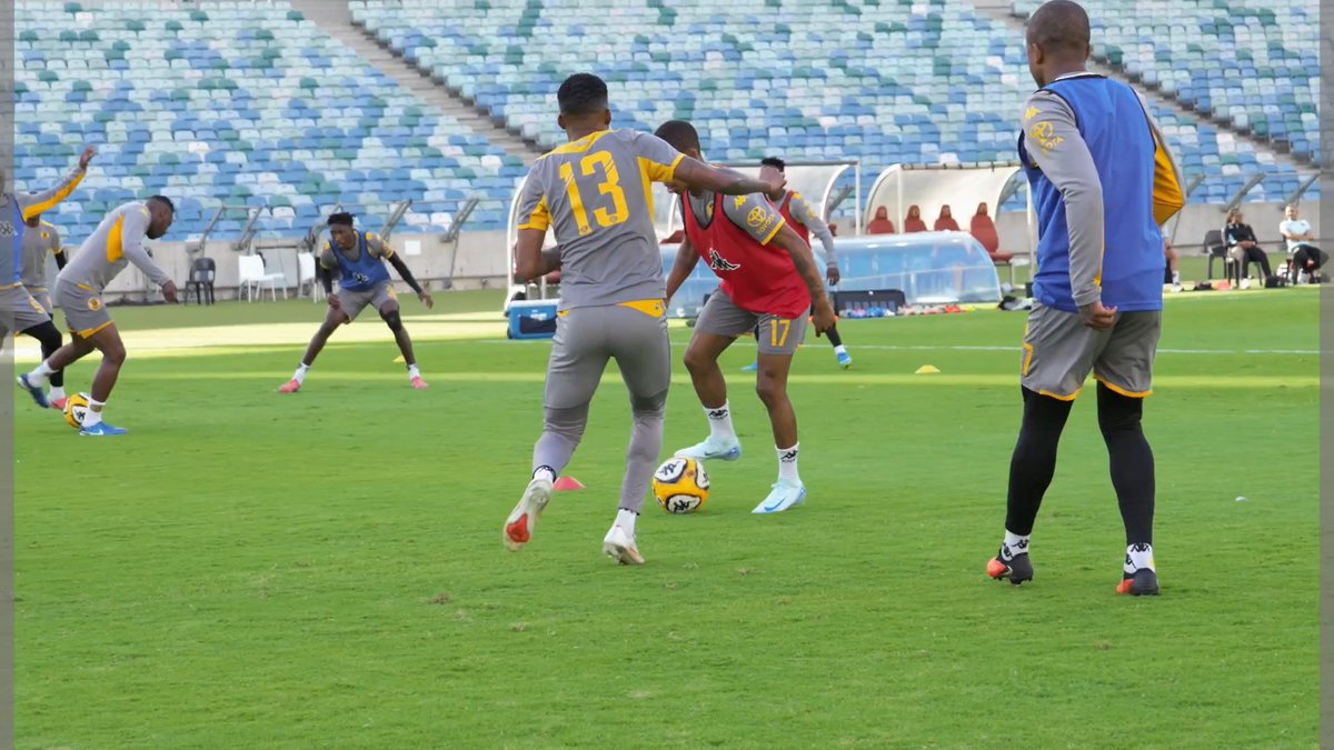 Pre-match Training See you at the stadium this evening!❤✌ 🎟️ #TotalEnergiesCAFCC #KCOneAfrica #Amakhosi4Life #TheKingdomRises #LoveAndPeace