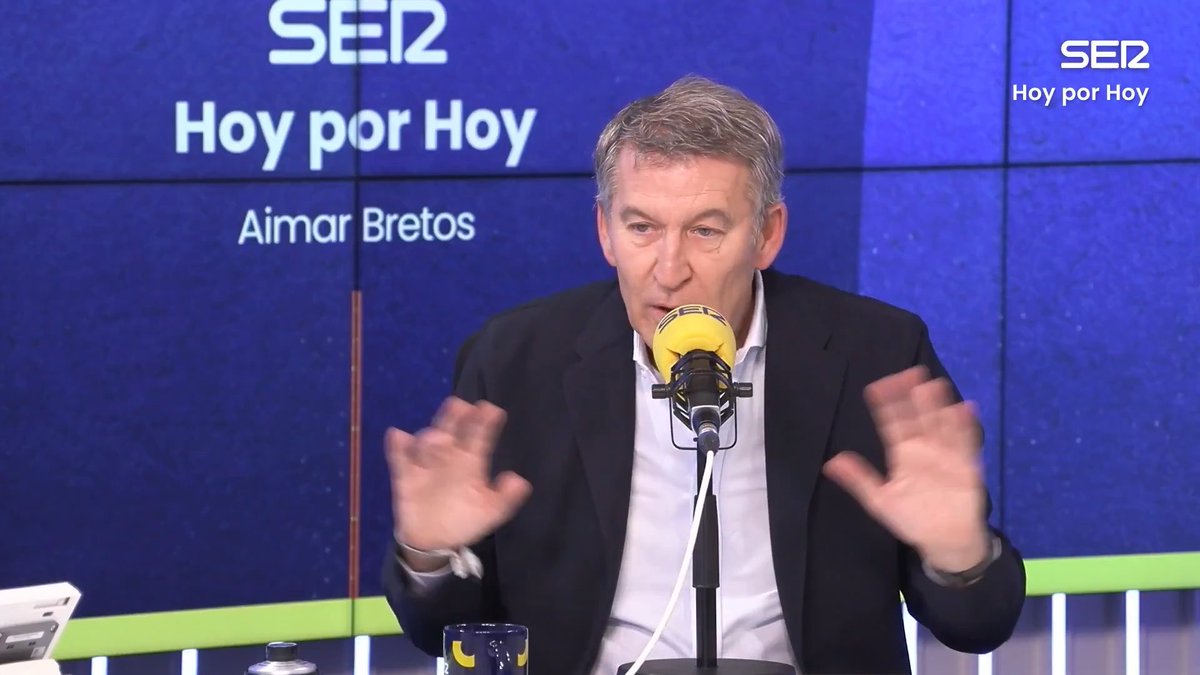 🚨Que ninguna mujer se quede sin escuchar esto👇🏻 ⭕️ Feijóo no garantiza el aborto en la sanidad pública, agarrándose a la objeción de conciencia, y quiere que las chicas de 16 y 17 años dependan de sus padres para decidir. ▪️No hablamos de un debate teórico: hablamos de derechos, salud y vidas. Y si para gobernar depende de Vox, ¿quién garantiza que no irá aún más lejos? La libertad de las mujeres, en manos de la derecha.