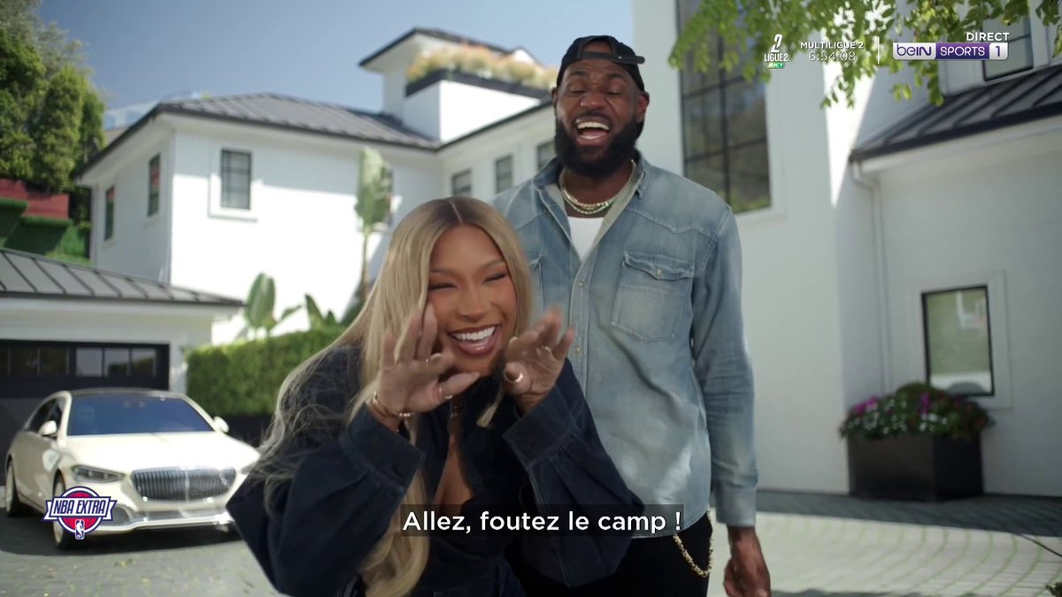 🏀 #NBAextra 🏠 LeBron James et sa femme Savannah nous font visiter leur incroyable maison avec Vogue !
