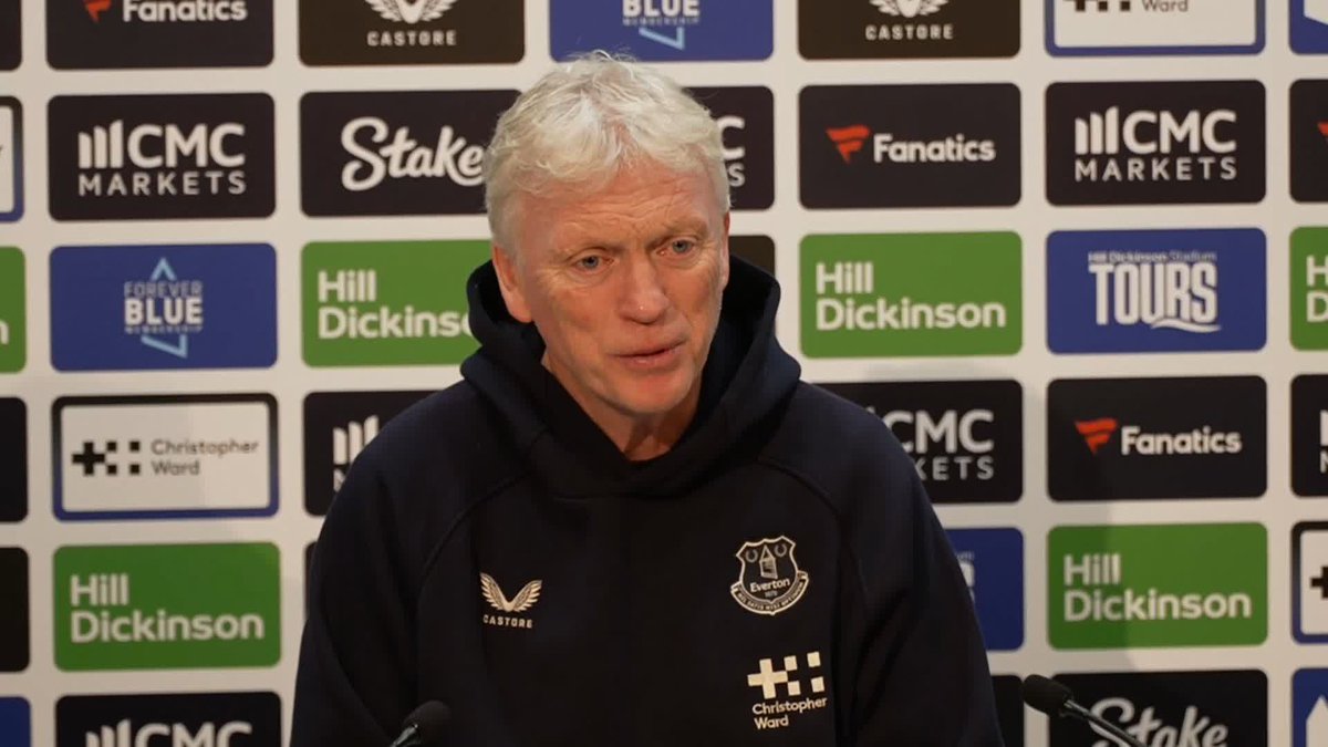 "We're looking within the squad to what we can do" David Moyes on the difficulty of managing Thierno Barry's minutes as he is the only striker in the Everton squad 🔵
