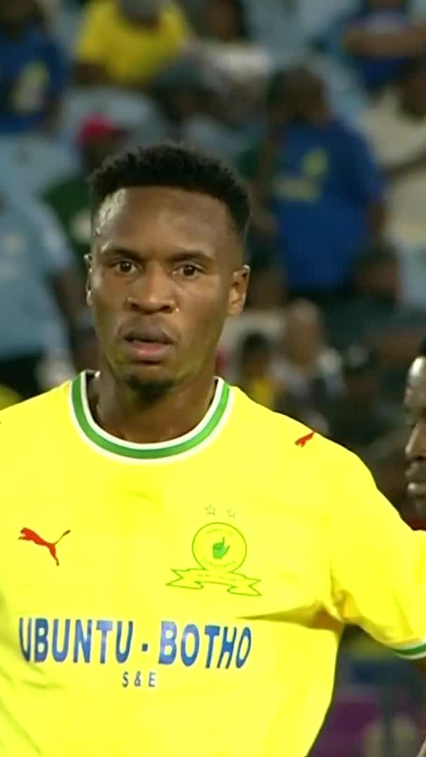 𝐒𝐂𝐄𝐍𝐄𝐒 in Pretoria 😯 Mamelodi Sundowns will 𝐍𝐎𝐓 defend their #TotalEnergiesCAFCL crown ❌ #SSFootball