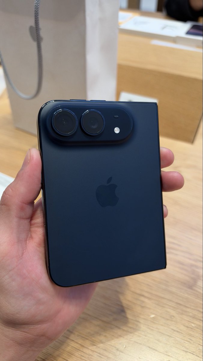 iPhone Duo unboxing in Night Sky 🔥