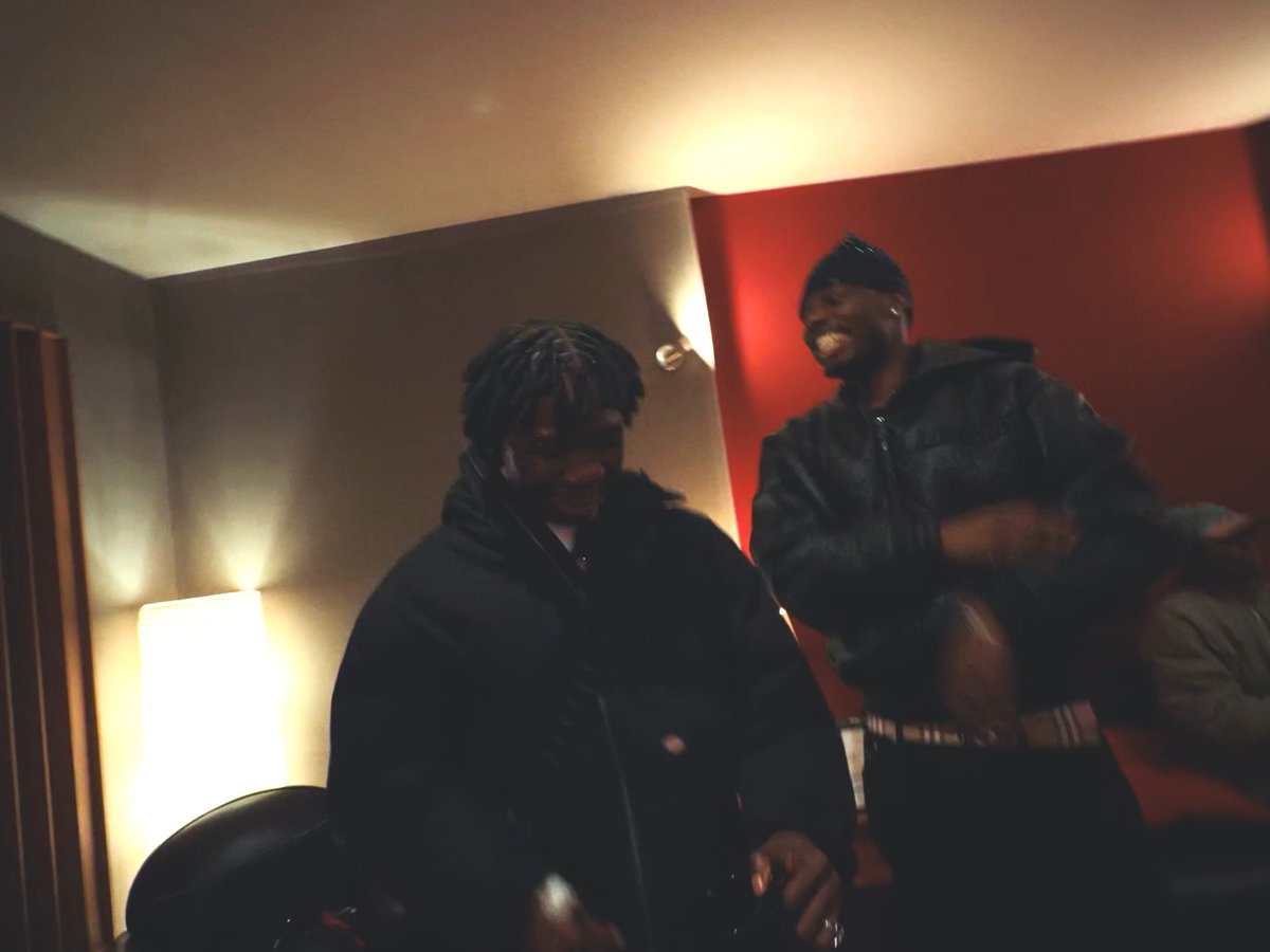 Blaqbonez x Tiakola vibing to ikebe 3000 ๐๐ฅ