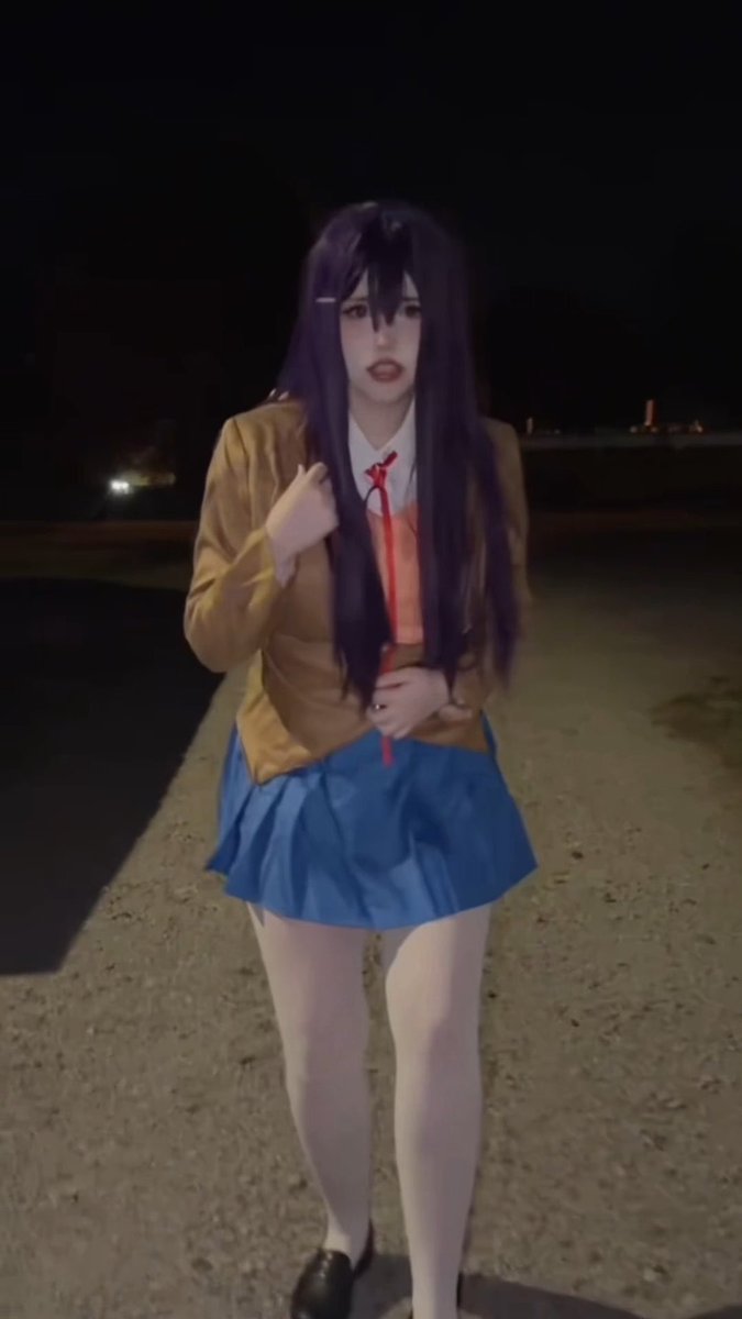 Never leaving out of your head.. #yuri #ddlc #cosplay