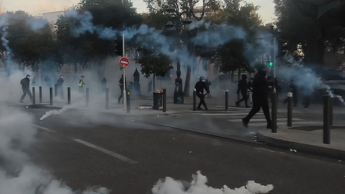 ⚠️🔴 URGENT À Marseille Les forces de l'ordre sont contraints de battre en retraite. #24octobre