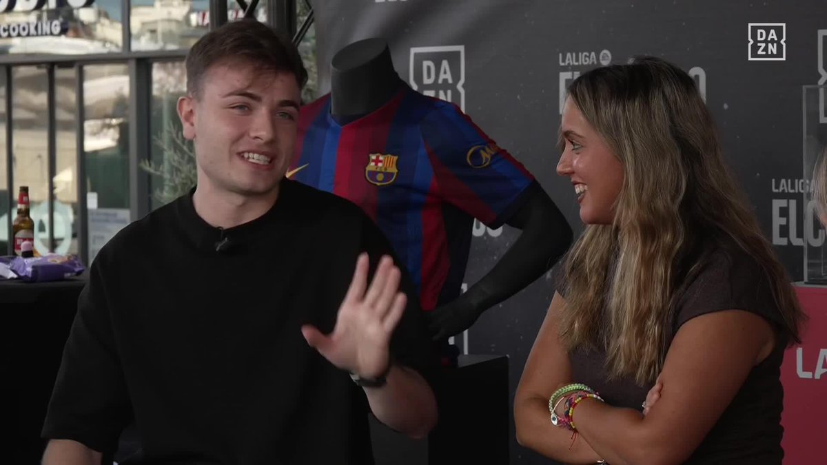 "Si no es este año... yo ya no sé" 😅 Ronci inició el movimiento de 'La Sexta' del Barça... y confía en que el 2027 al fin se la dé #LADAZONETA Disfruta de #ELCLÁSICOenDAZN con el Plan Fútbol por 9,99€ al mes 🔗