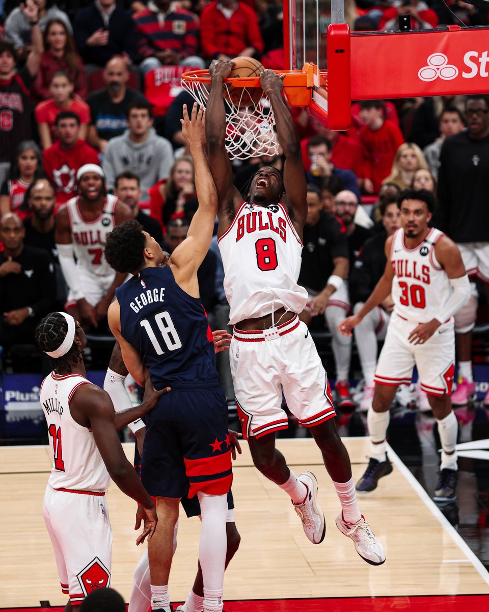 Caleb Wilson's first career 30-piece &amp; double-double. 30 points | 10-24 FG | 14 rebounds