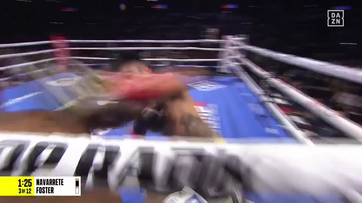 Emanuel Navarrete is putting the PRESSURE on Shock! 💪 #NavarreteFoster | Live NOW on DAZN ▪️