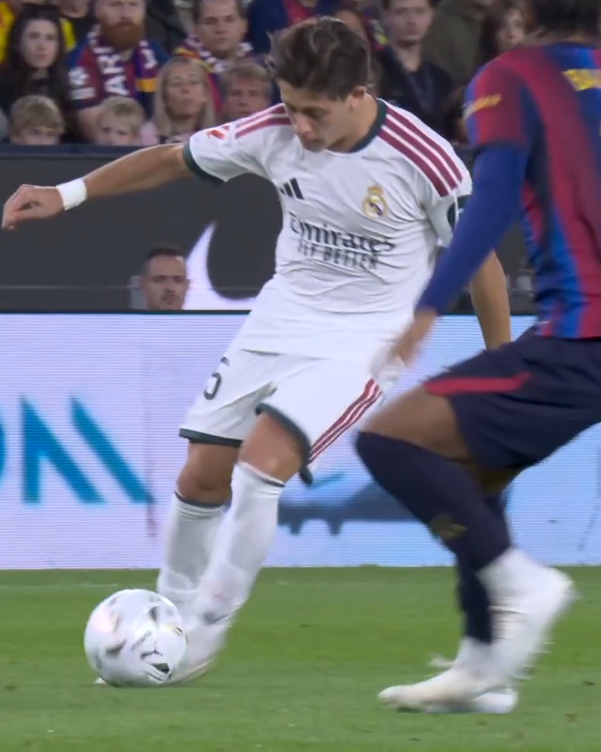 El pase de Arda Güler... 😱 ELCLÁSICO | LALIGAEASPORTS | LALIGAHighlights