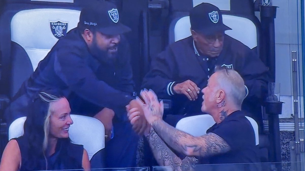 Vegas is dead? Somebody tell Ice Cube and Metallica’s James Hetfield. 😂🏴‍☠️ Both were Raiders fans long before Las Vegas had an NFL team. That loyalty came with them—through wins, losses and Sundays that test your blood pressure. Yeah, we lost 35–21 to the Rams today. We can be pissed about the football and still love being here. Ice Cube, a rock legend and Raider Nation spending Sunday together. That’s Vegas, baby. The scoreboard ruined the afternoon. It didn’t shut down the city. 🎰 #RaiderNation #LasVegas