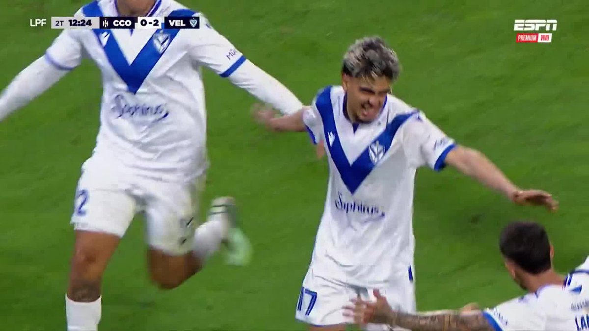 ¡¡¡POR ALGO ES RONALDO!!! Locura total la pirueta de Martínez para su doblete y el 3-0 de Vélez a Central Córdoba. ¿EL MEJOR GOL DEL CAMPEONATO? 📺 ESPN Premium | Suscribite al Pack Fútbol en