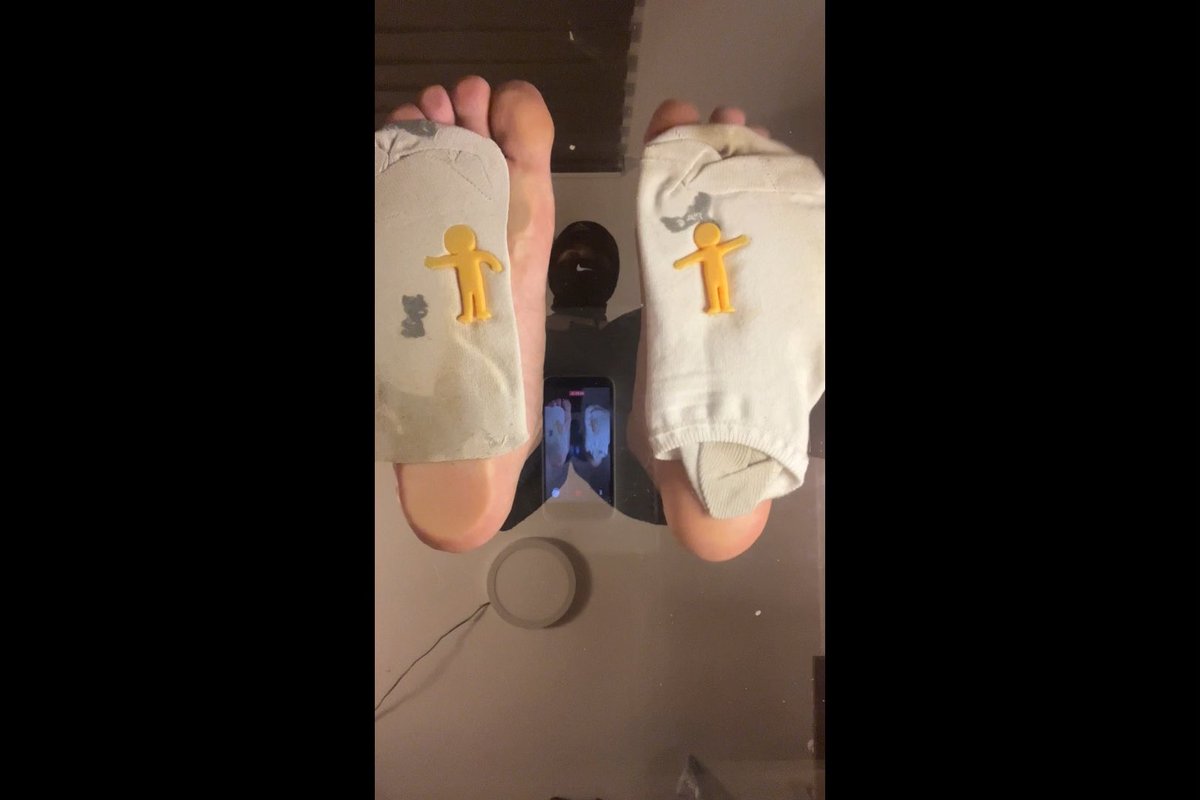 Video parte II 🤴❤️‍🔥 #macrophilia #giantfetish #malefeetlatino
