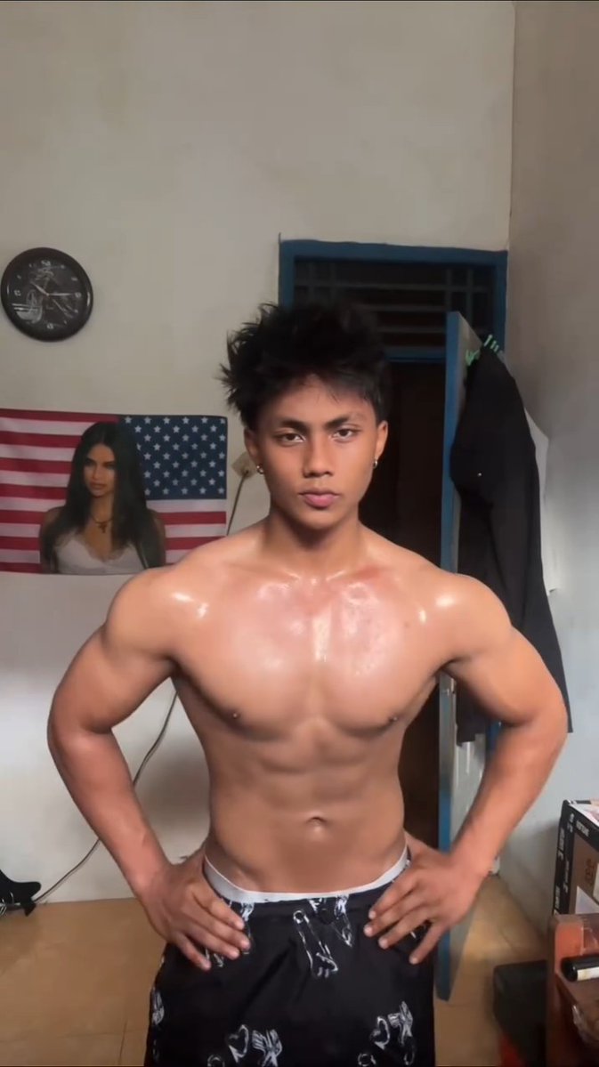 Brondong lokal emang sebagus dan semulus ini bodynya