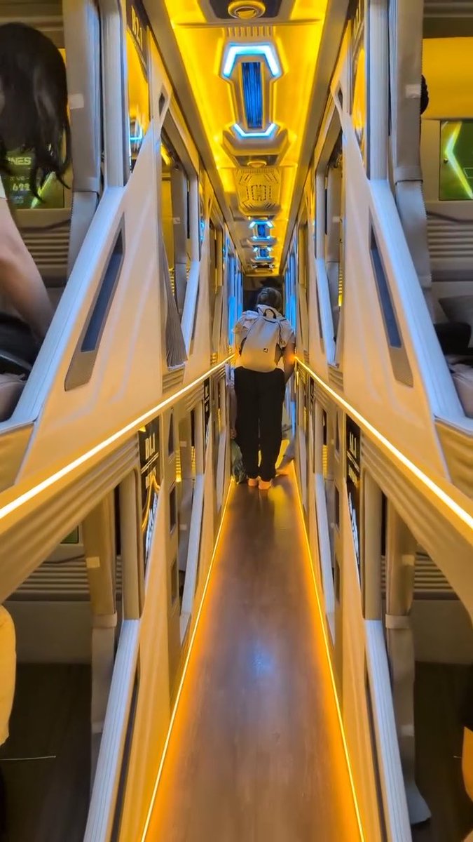 I’ve never seen this kind of bus before in my life….The interior be like plane first class cabin… like how much would this even cost ?🥹🥵✨