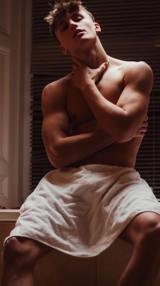 Oliver Dean show off 🎥 : Onlyfans #OliverDean #OliverDeano #OllyDeano #OliverD #OllyDeano03 #Handsomeguy #Hotguy #Gimnastic #Straight #Onlyfans