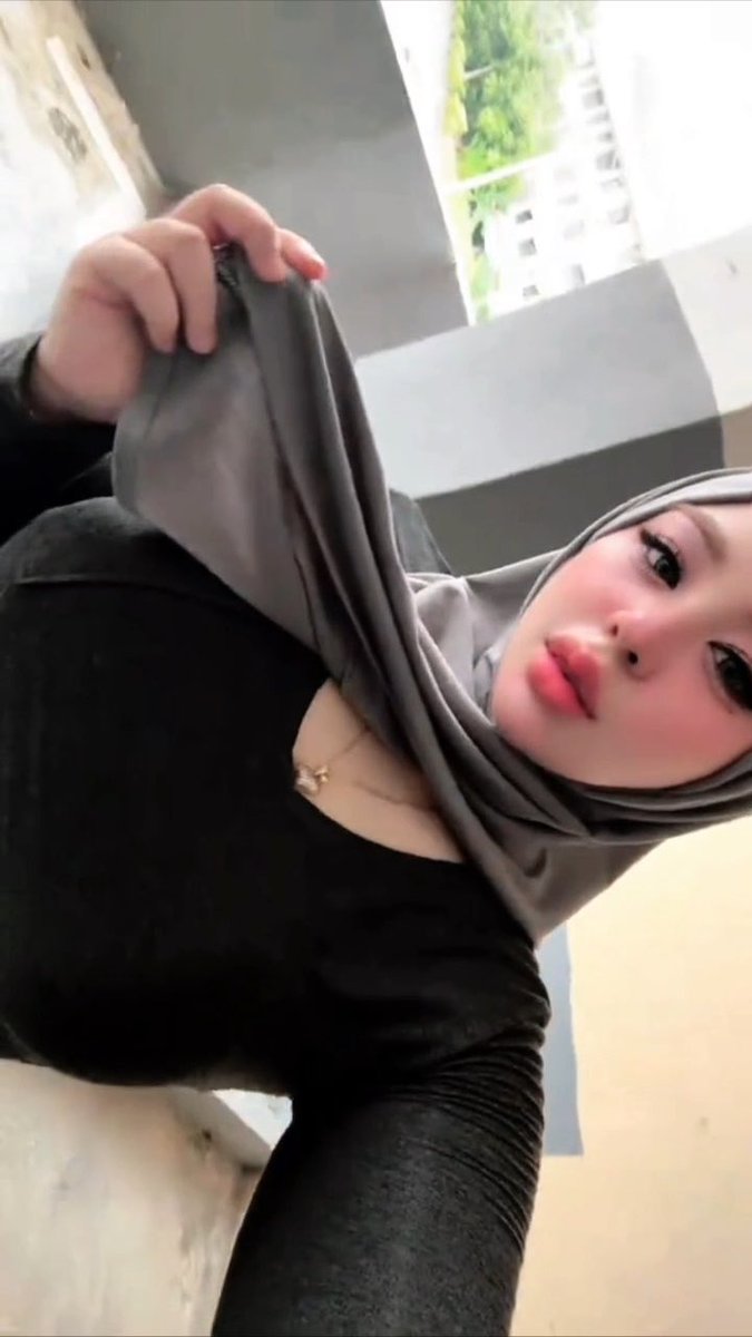 tudung i yang kecil ke, watermelon i yang besar sgt? rating kat comment ye👇