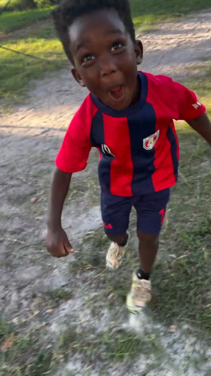 Is this normal for a 3 year old? ⚽️