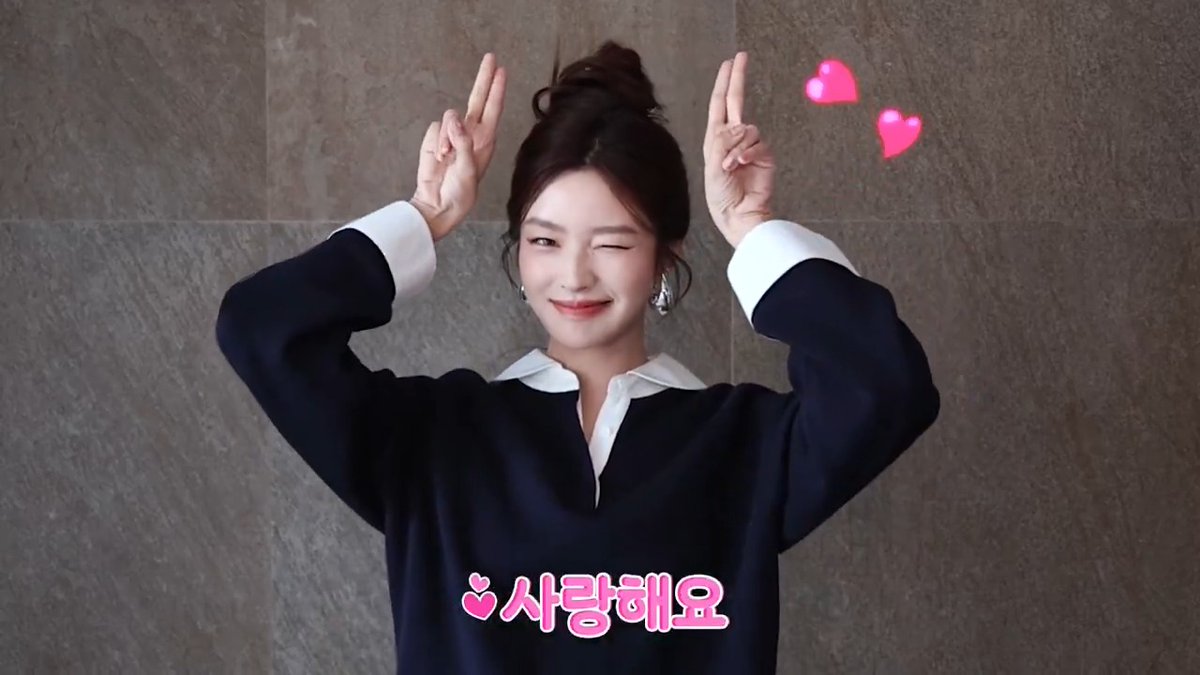 토끼가 울지도 않고 한국어를 너무 잘해요🐰 서약함 배우의 <옥점추> 응원메시지를 지금 확인하세요 <옥점추>는 MOA에서 스트리밍 중 🔗 #MOA #모아 #옥점추 #서약함 #TheLamentOfAutumn