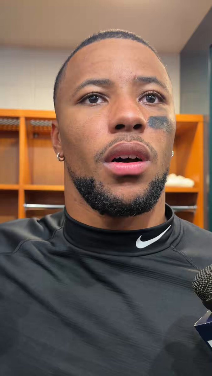 “It sucks” Saquon Barkley fought through his hamstring injury the last few weeks to play tonight and then his back froze up on him. Saquon spoke to the team after the loss and says the Eagles have to keep fighting, especially the young players. He says he is not pleasant to be around when he is injured. He says he will keep fighting.