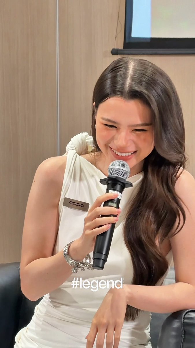 เบคเบคที่น่ารักที่สุด 🥺🤍 เบ็คกี้-รีเบคก้า @angelssbecky ในงาน OPPO Find X10 Series Launch Event ณ One Bangkok Forum #OPPOFindX10Series #oppothailand #Beckysangels #BeckyArmstrong