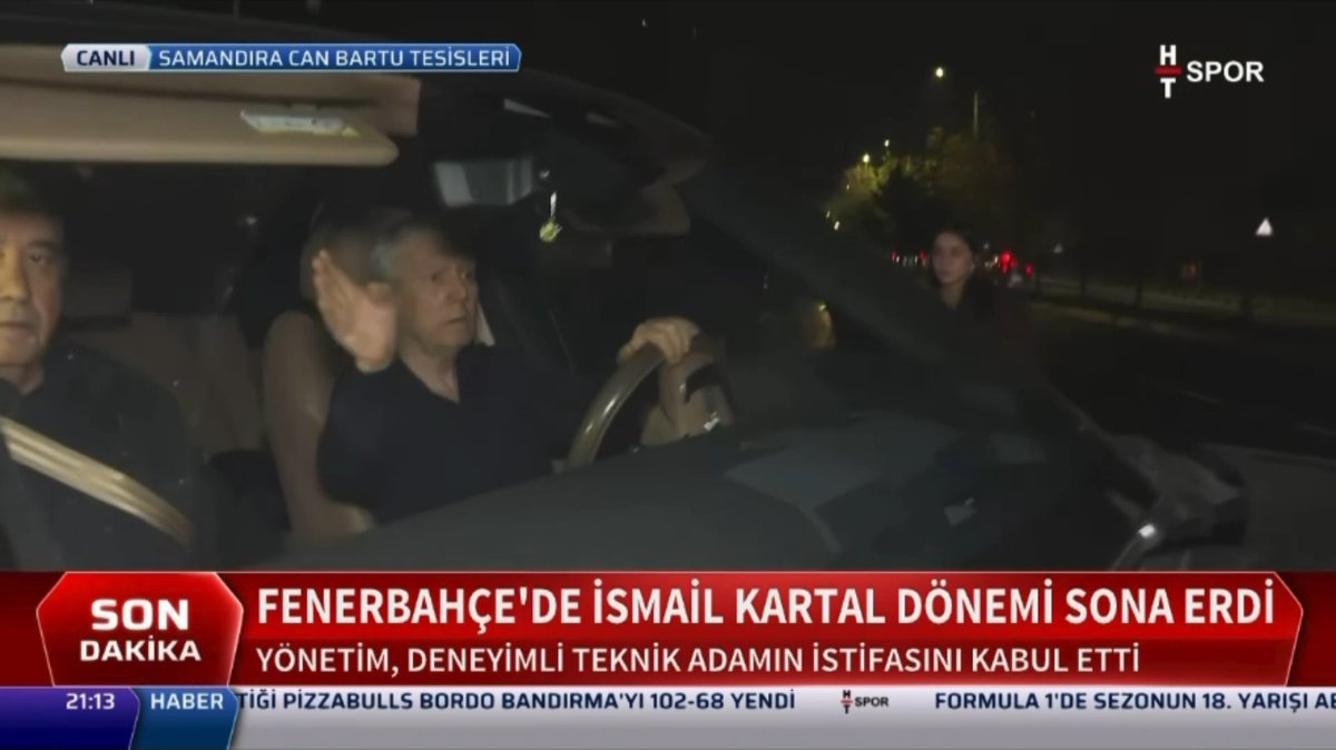 #SONDAKİKA Aziz Yıldırım, tesislerden çıkış yaptığı sırada aracıyla hafif bir kaza yaptı. Yıldırım, dönüş yaptığı sırada önündeki araca arkadan hafifçe sürttü. (HT Spor)