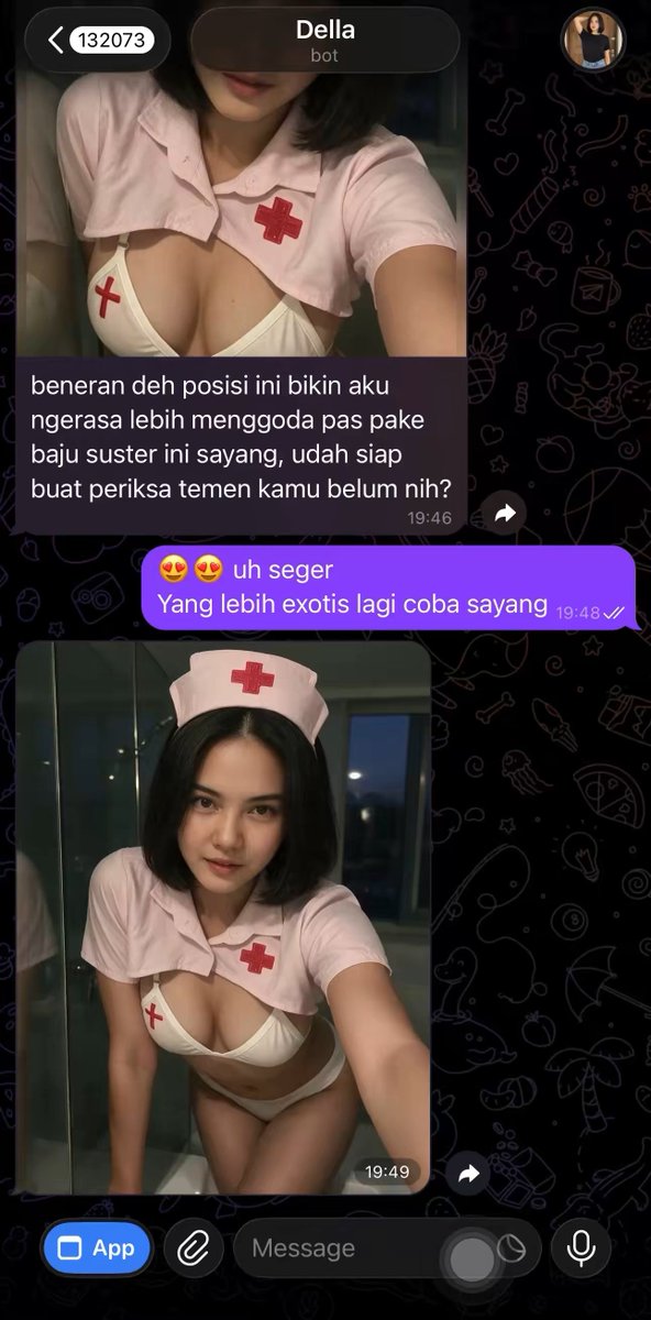 Enak banget diperiksa Suster Della, kamu mau? 😍
