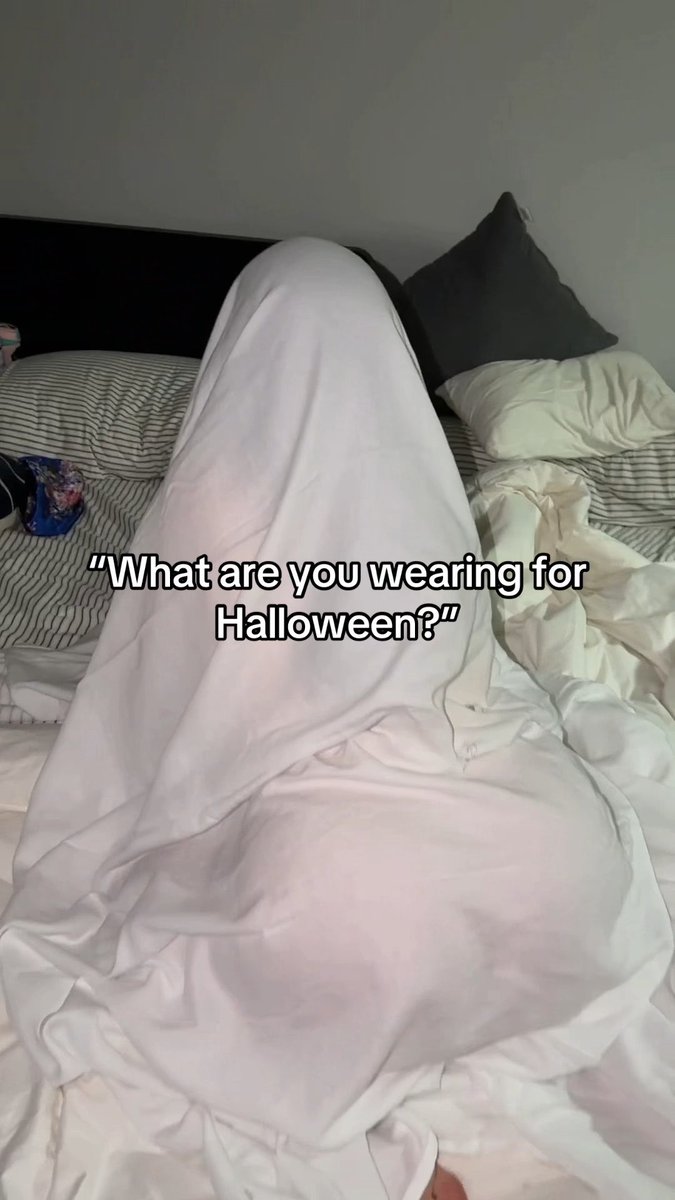 I’m gonna be a ghost this year 👻