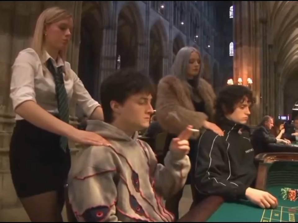 Holidays at Hogwarts 🪄 #HarryPotter