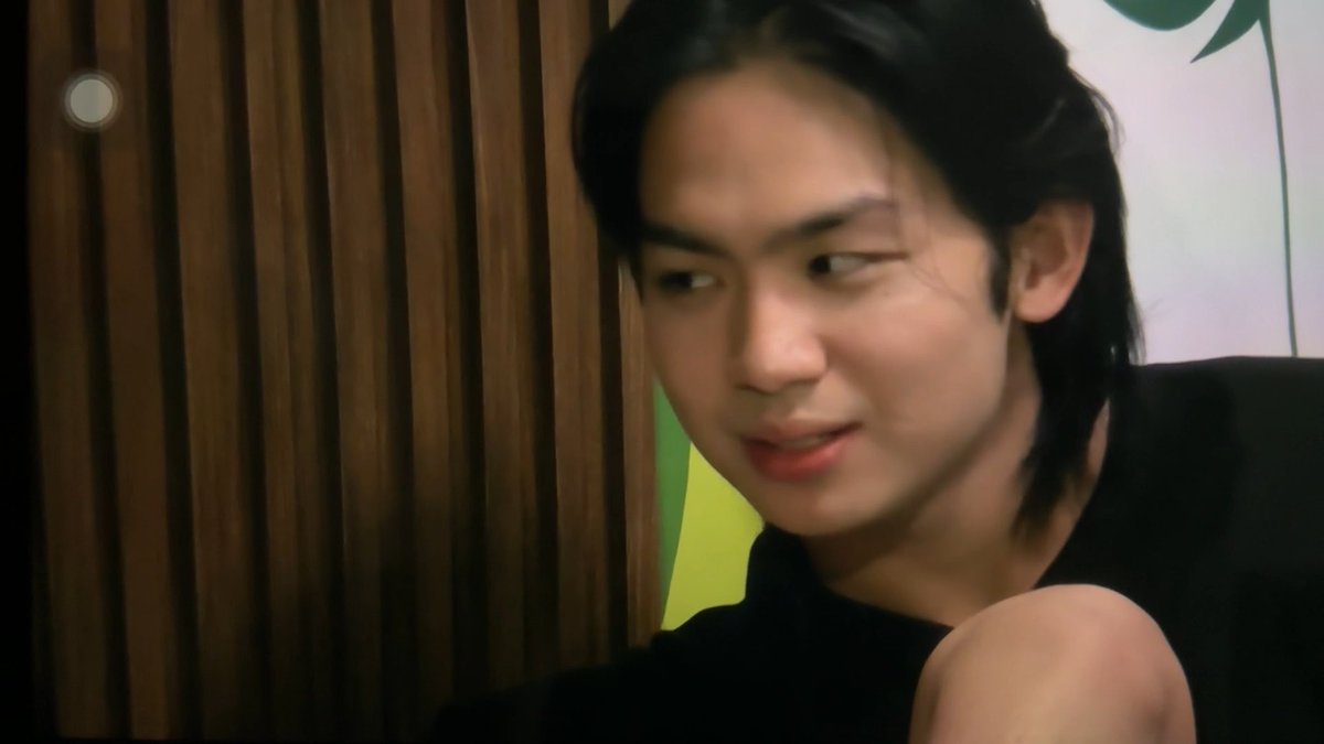 jeo talking to calix regarding sa misunderstandings nya with primo and nathan! j: “lahat may pagkukulang.. wag mo isipin bro na kasalanan mo lahat.. wala kang mali may pagkukulang ka lang.. wala ka namang sinaktan tol eh gusto ko lang malaman (mo) na kaya big deal sa grupo kasi ganito natin pin-protect yung peace.” j: “gusto ko lang tanggalin sa puso mo tol na sayo lahat (yung pagkakamali) kasi normal yun tol nagkakamali at natututo sa mali, pero kapag inulit mo yung mali.. lagi mong tandaan na may learning lahat yan..” c: “kasi di mo naman maiwasan na(isipin), (na baka) pagtulungan ako ng lahat ng ‘to ah… kaya nga ako nandito kasi gusto ko matuto sa mga pagkakamali ko. nagkamali ako kay primo.. nagkulang ako kay ethan. syempre ako, gusto ko rin matama mga magkakamali ko.” —- j: “sabi nga nila eh, may tinuro sakin tatay ko, dont chase butterflies, build a garden and the butterflies will come to you.” #PBBCollab3TrickOrTreat #PBBCollab3point0