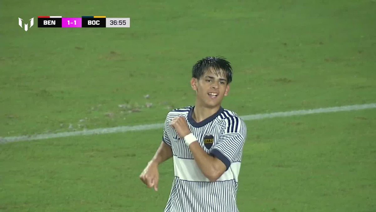¡QUÉ GOL TE MANDASTE! Nahuel García realizó una gran maniobra individual y definió para el empate parcial de Boca vs. Benfica. 📺 Mirá toda la #MessiCup por ESPN en el Plan Premium de #DisneyPlus