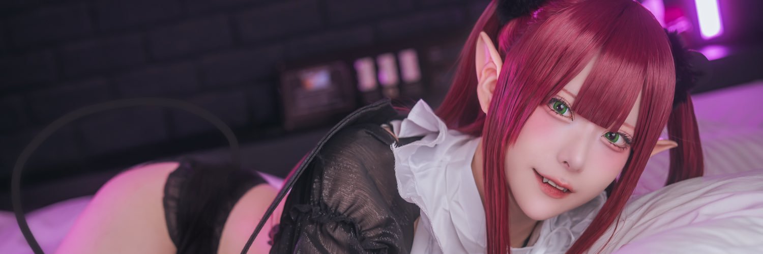 凸守スズ🥀🖤's banner
