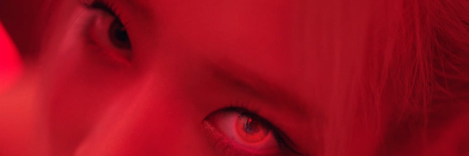 kitana • 12 🌙's banner