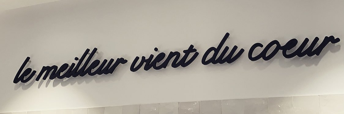 Véronique Langlais's banner