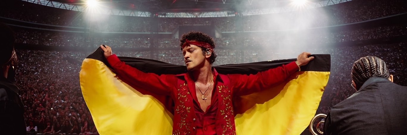 MarsSars ❤️🇳🇱🎶 The Romantic 🌹 - Fan account's banner