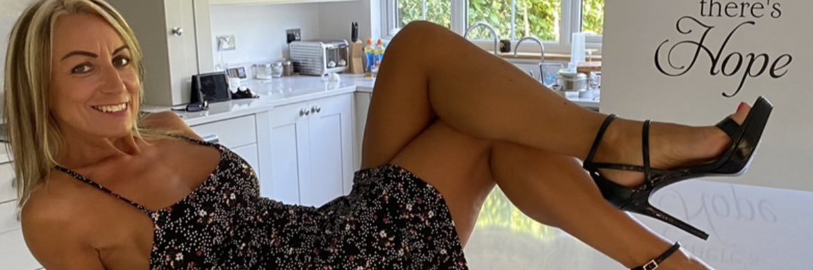 MILF TESS .. Sexy British MILF!! xxx's banner