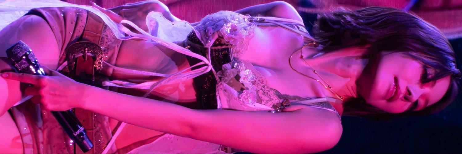 mꨄ︎na⁷'s banner