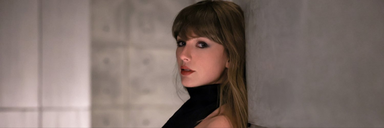 thi's banner