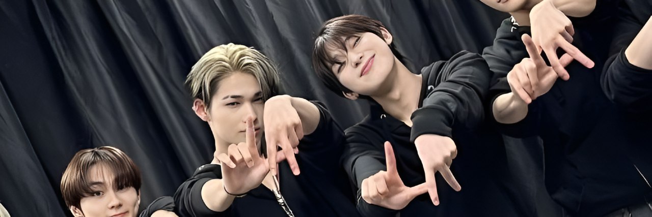 ♱ 𝐋𝐀 ♱'s banner