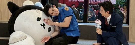 East🐼เหมียวชมพู&วาฬรวยยิ้ม🐳's banner