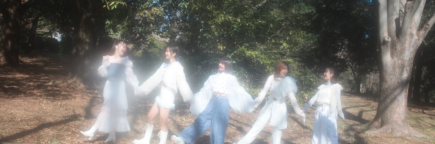GeeSLY's banner