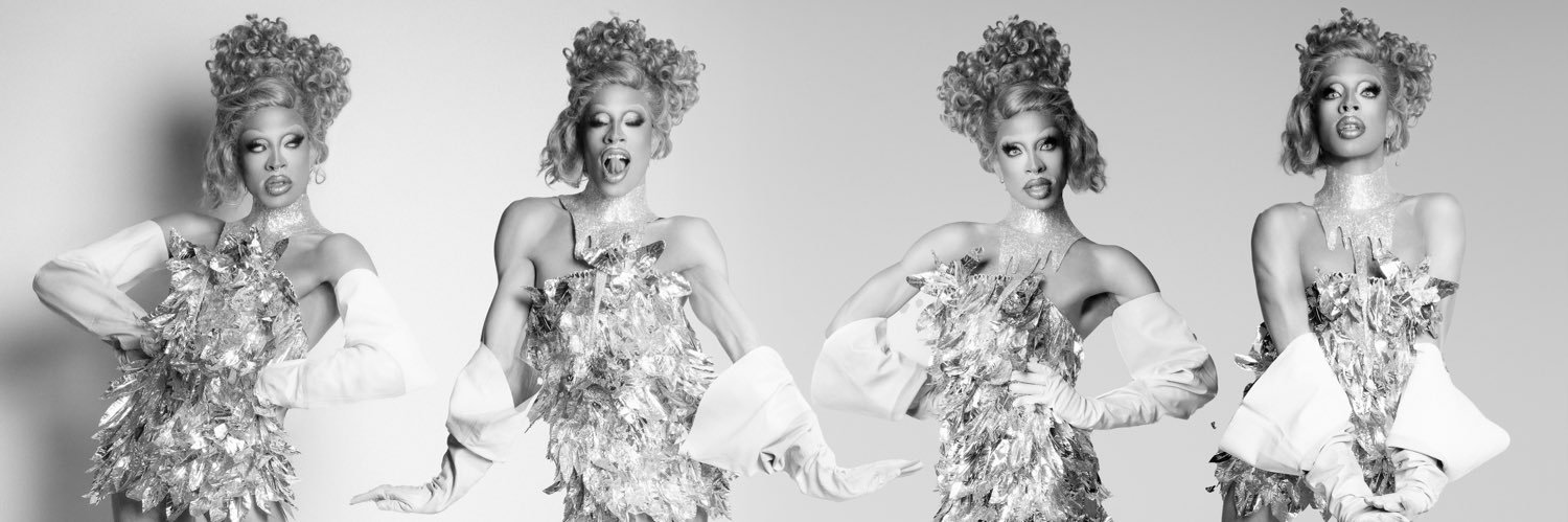 Yvie Oddly (blue checkmark)'s banner