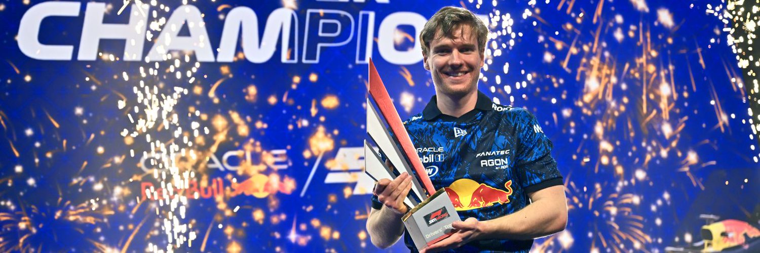 Oracle Red Bull Sim Racing's banner