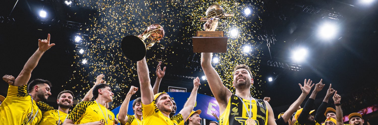 PEÑAROL | Basketball's banner