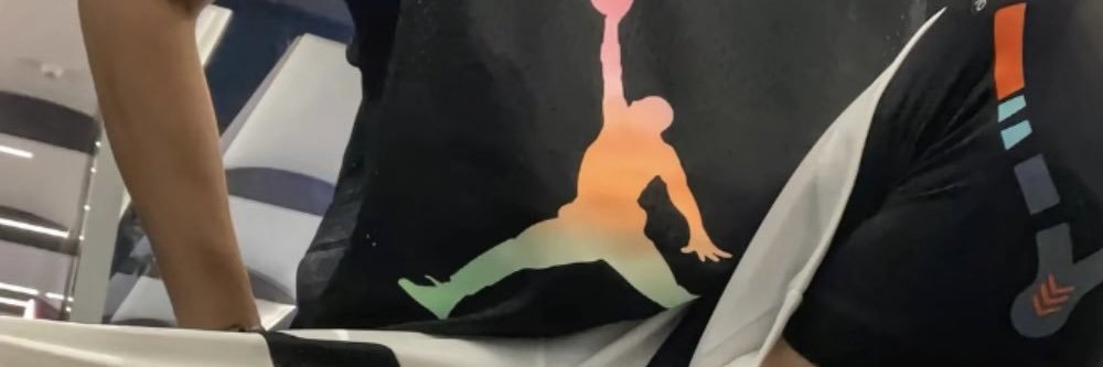 奕辰🉑️➕体育生频道's banner