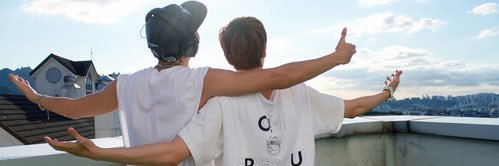 zel did a duet with hobi's banner