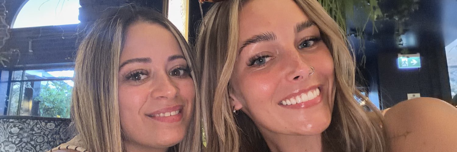 chlo 🍯🧸's banner
