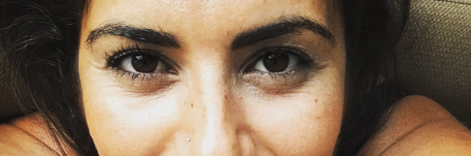 Güliz🖤's banner