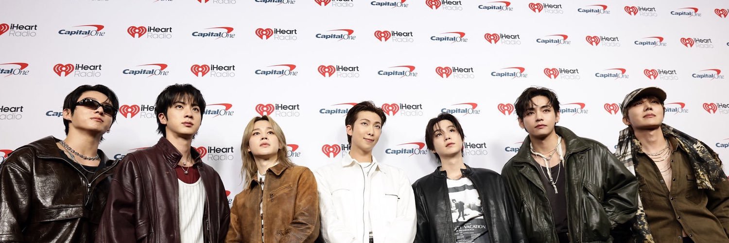 ٭'s banner